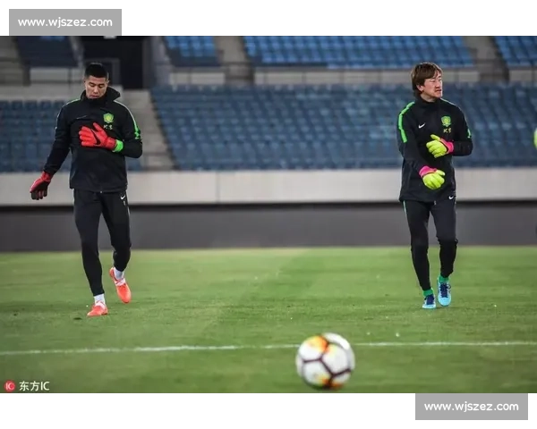 国安后腰危机迫近 塞蒂恩需破 “施密特式困局” 国安后腰危机迫近 塞蒂恩需破 “施密特式困局”