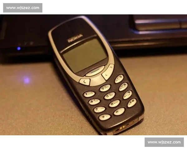 跨越二十年的技术重拳：从诺基亚到鸿蒙的生存法则